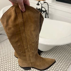 Matisse agency boots